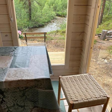 Lemmenjoen Lumo - Nature Experience & Accommodation Lemmenjoki エクステリア 写真