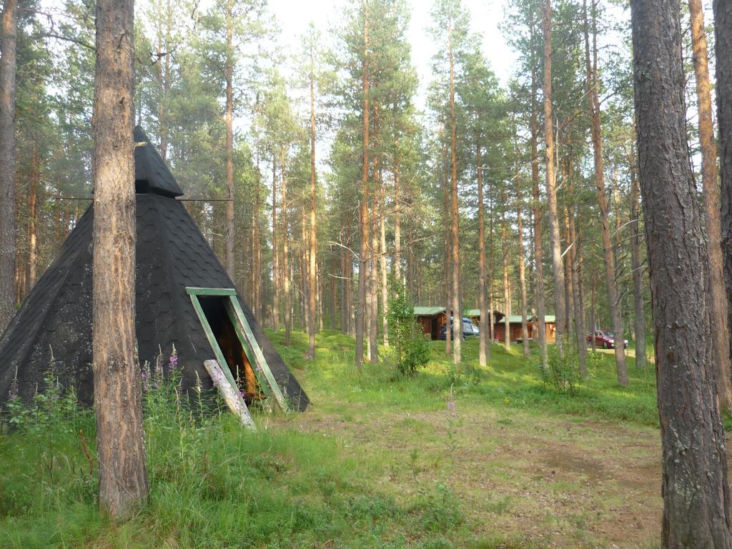 Lemmenjoen Lumo - Nature Experience & Accommodation Lemmenjoki エクステリア 写真